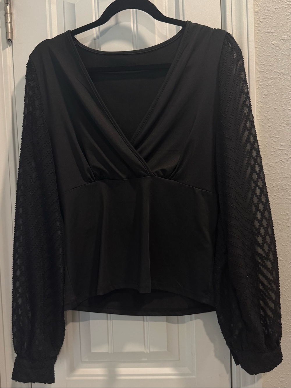 SHEIN Black Lace Sleeve Surplice Top